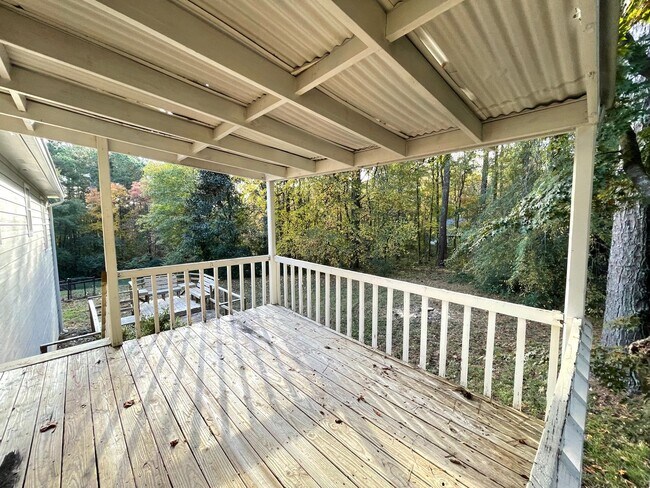 Building Photo - 120 Paces Meadows Ln