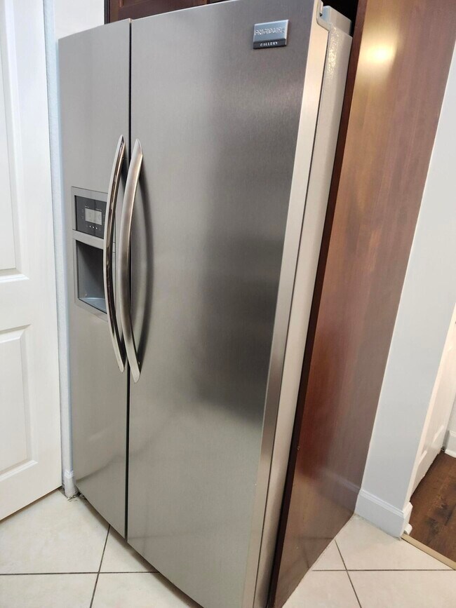 Building Photo - 1690 Renaissance Commons Blvd