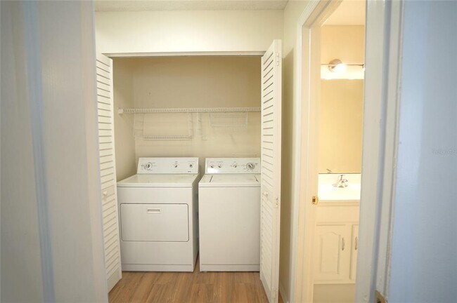 Building Photo - 7802 Amberlea Ct