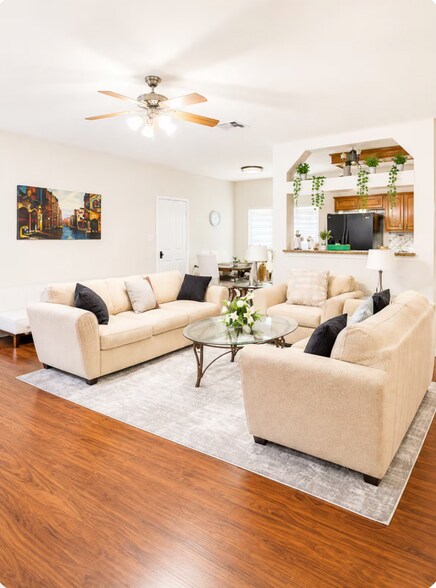 Building Photo - 3209 Silver Springs Way