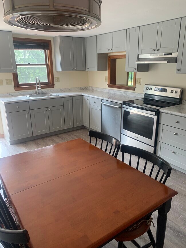 Large kitchen - 111 Kaime Rd