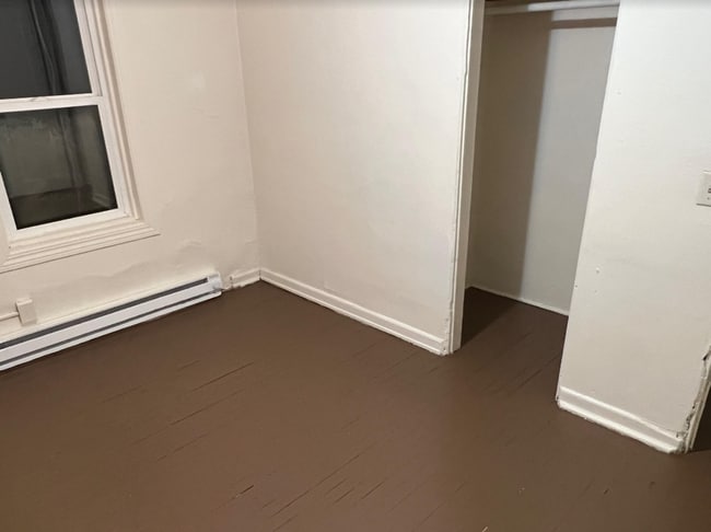 Building Photo - Springfield House