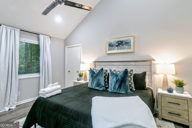 Building Photo - 85 Wilhelmina Dr