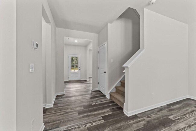 Building Photo - Coming Soon!