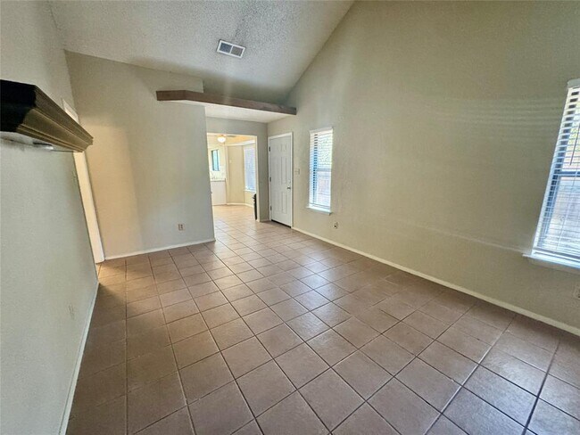 Building Photo - 1004 Milford Way