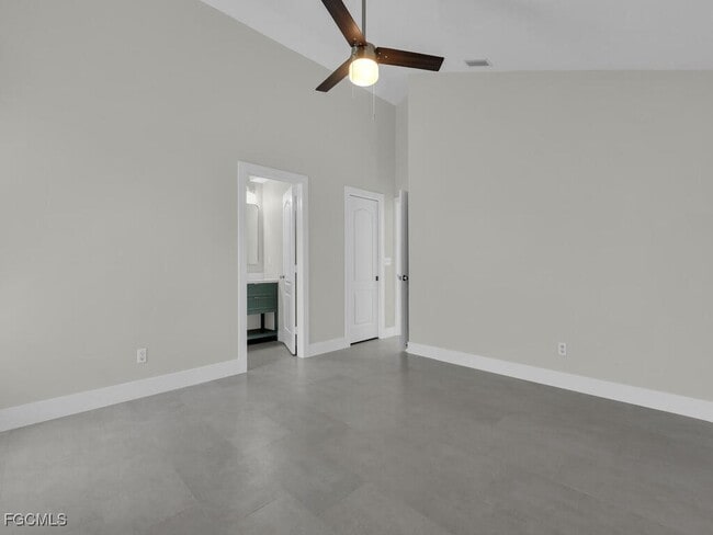 Building Photo - 1931 SW 36th Terrace