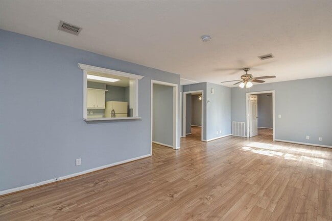 Building Photo - 3680 Woodpeckers Grove