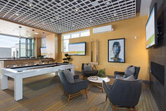 Building Photo - 3645 Haven Ave