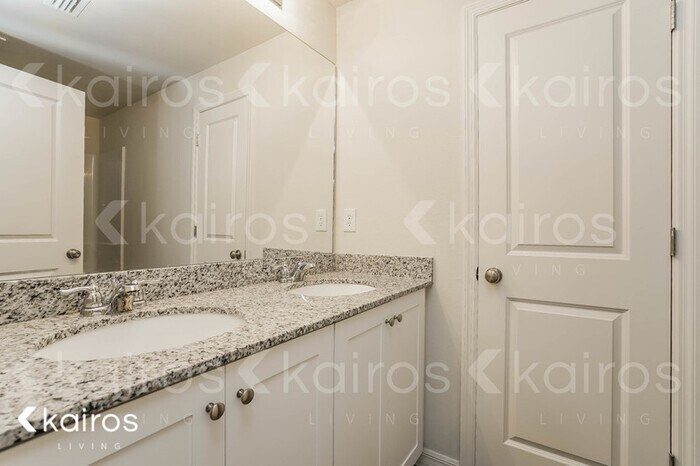 Building Photo - 9119 Aegean Cir