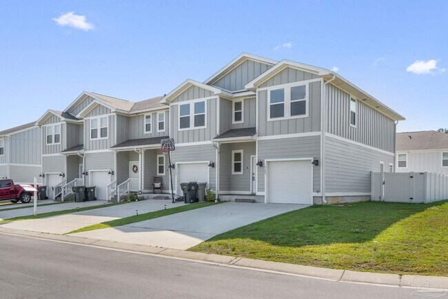 Building Photo - 9483 Nature Crk Cir