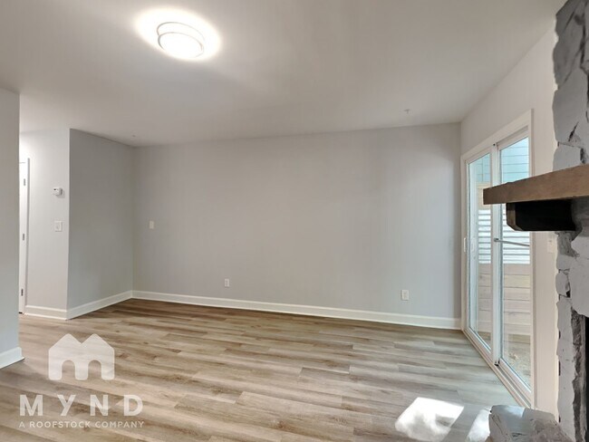 Building Photo - 6489 Parton Ct