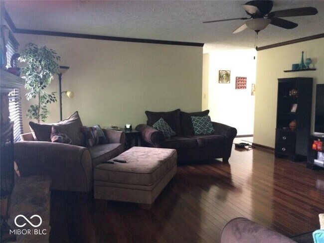 Building Photo - 108 Willowood Ln