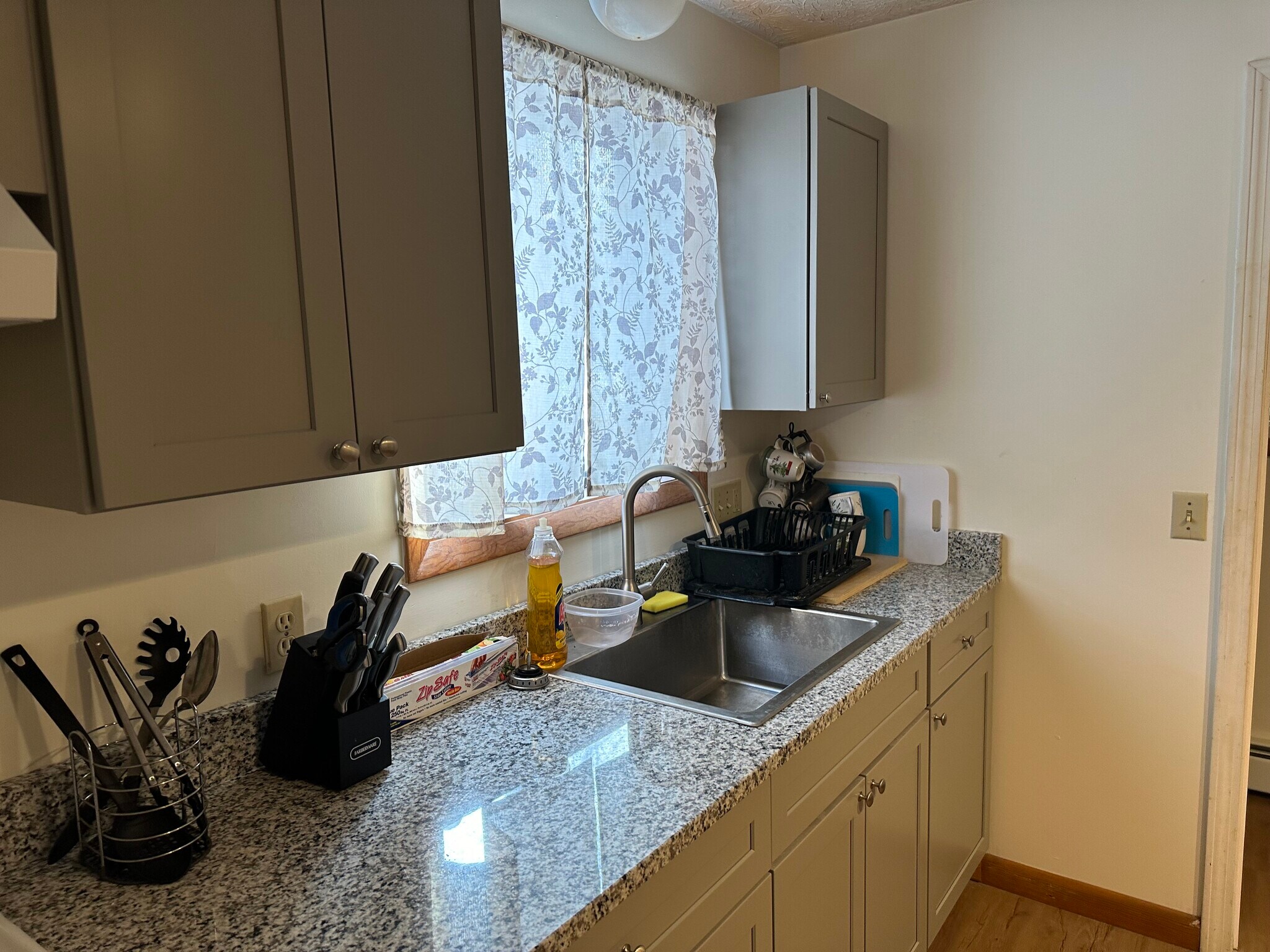 Building Photo - 7 Langdon St