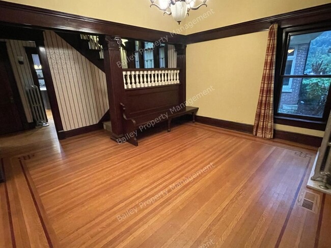 Building Photo - 1458 Cherokee Rd