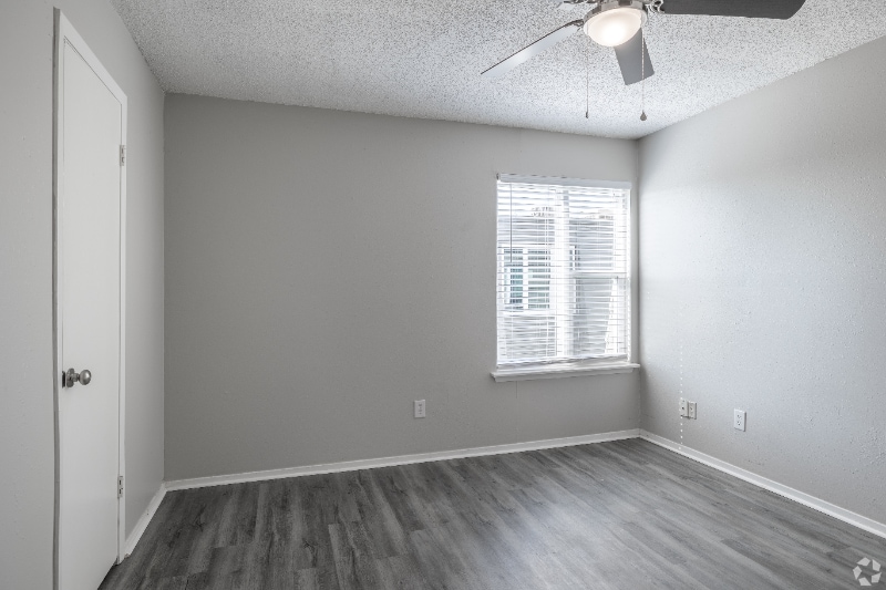 Building Photo - 55 N Ranchwood Blvd