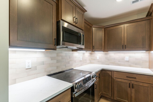 Building Photo - 1808 Wes Milligan Ln