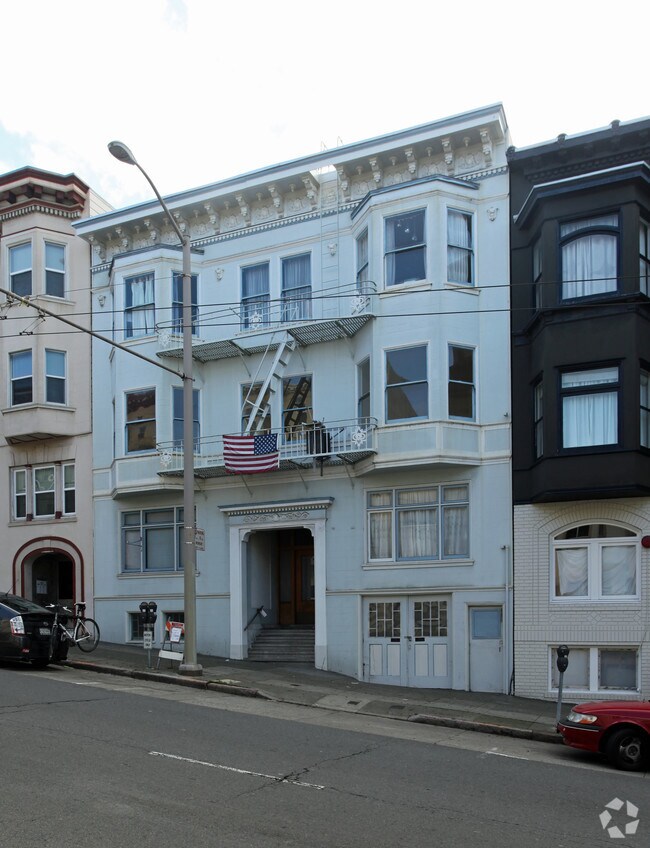 Primary Photo - 1665 Clay St