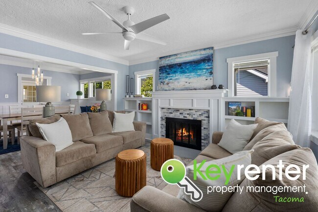 Building Photo - Remodeled Tacoma Gem with Private Yard, Ga...