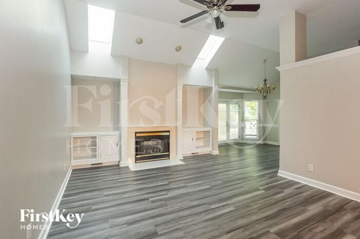 Building Photo - 3749 Bentley Pl SW