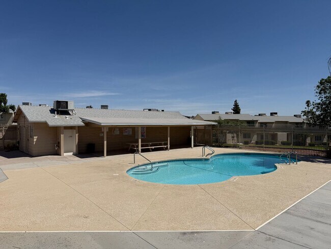 Building Photo - Charming Two-Story Townhouse with Fresh Updates & Prime Location
