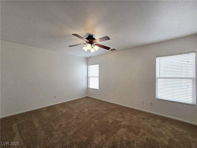 Building Photo - 728 Ribbon Grass Ave
