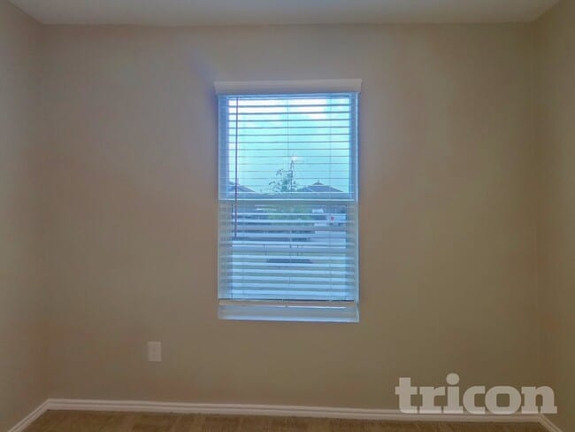Building Photo - 2504 Bunkerton Dr