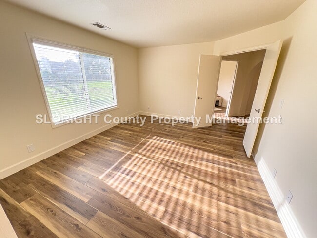 Building Photo - AVAILABLE NOW - Charming Nipomo Home - 3 Bed / 2 Bath