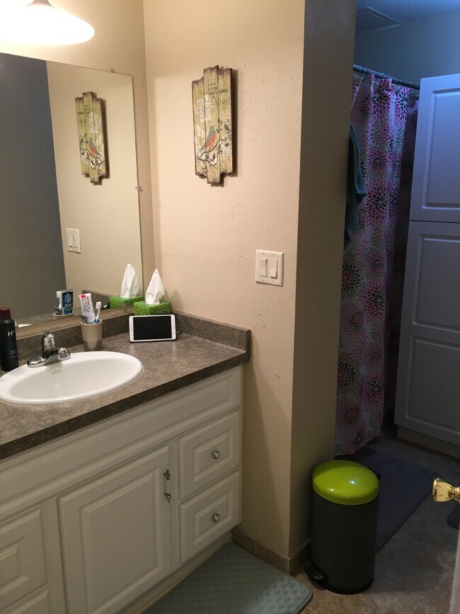 Building Photo - 12000 W Bluemound Rd