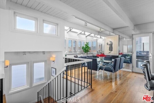 Building Photo - 712 Highland Ave