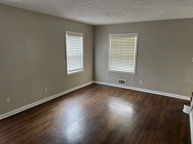 Building Photo - 1307 Lorenzo Dr SW