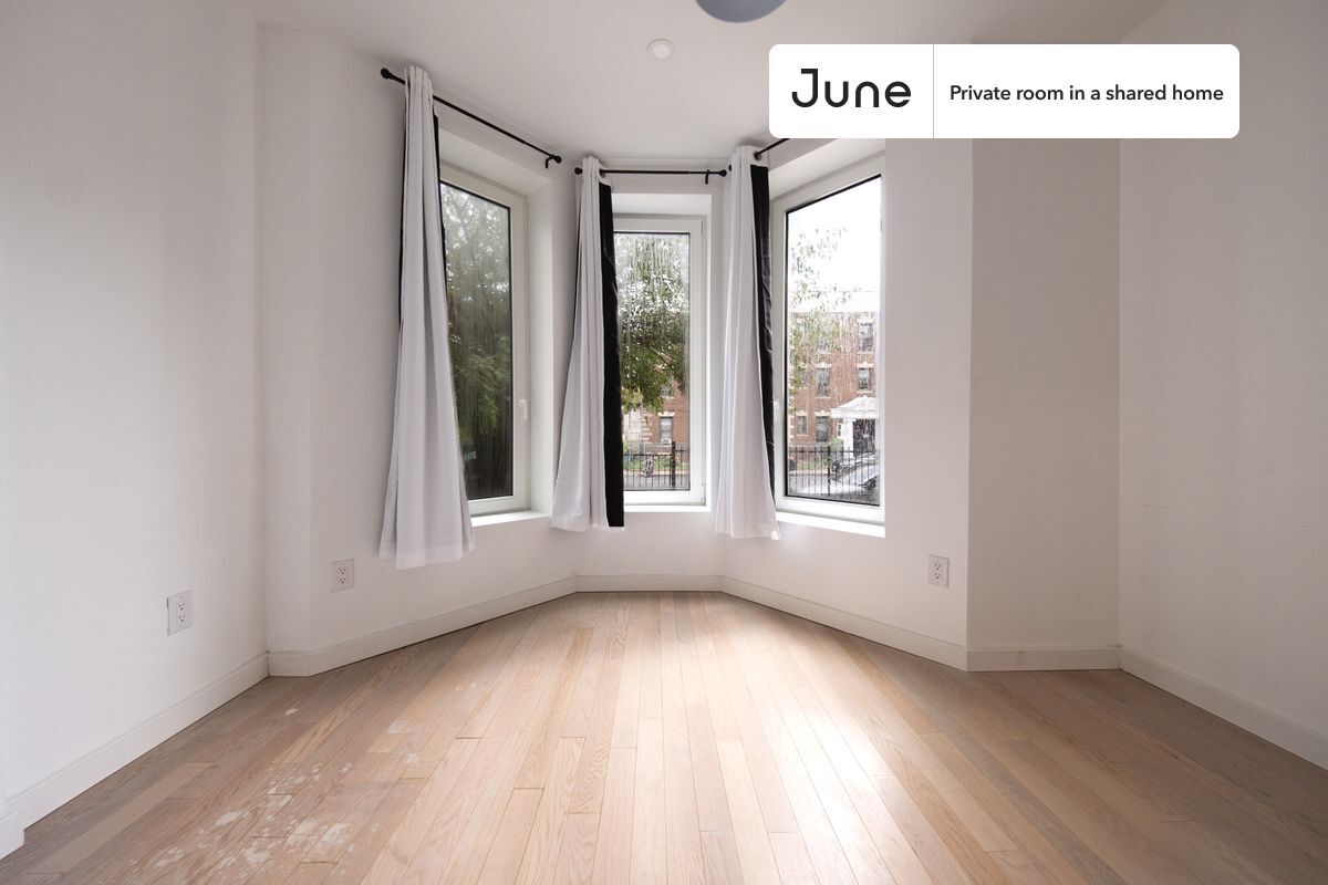 Building Photo - Room in Shared 4 bed/2 bath home in Ditmas Park