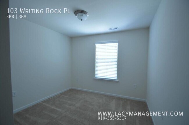 Building Photo - 103 Writing Rock Pl