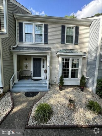 Building Photo - 8102 Clifforest Dr