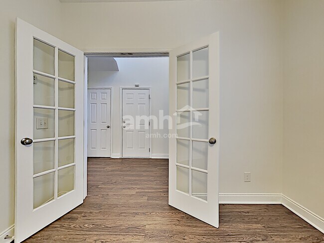 Building Photo - 309 Old Stone Ct