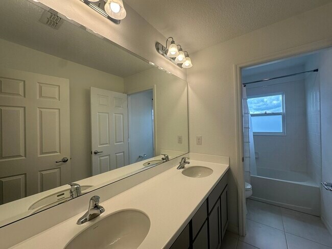 Building Photo - 352 Quarry Rock Cir