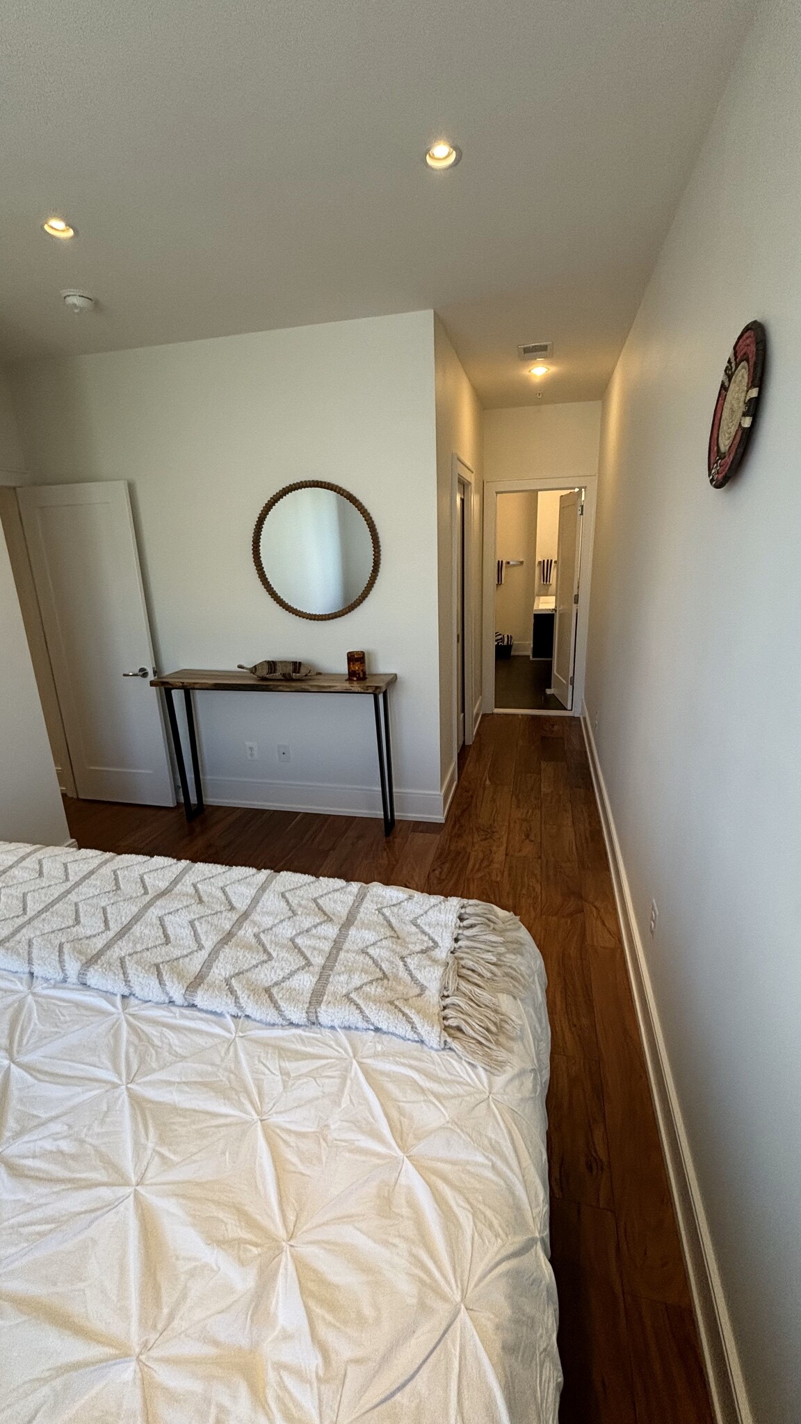 Master BR with King Bed - 904 H St NE