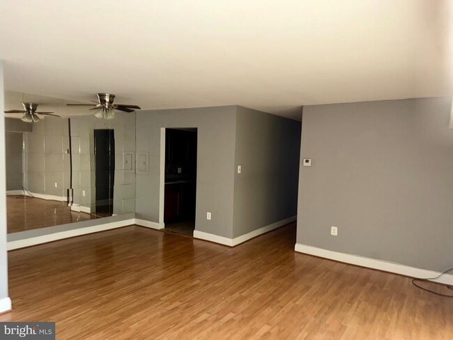 Building Photo - 5215 Newton St