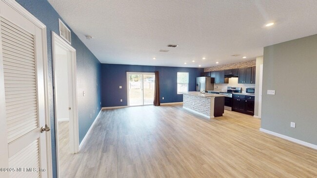 Building Photo - 8077 Nussbaum Dr