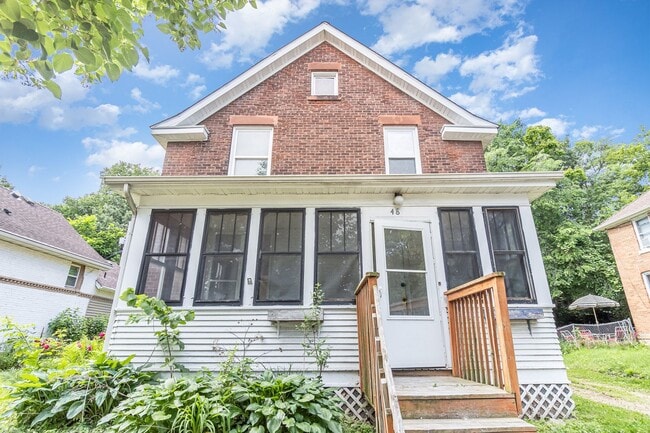 Building Photo - Charming 3 Bedroom | 1 Bathroom
