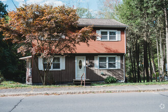 Building Photo - 431 Oakville Ave