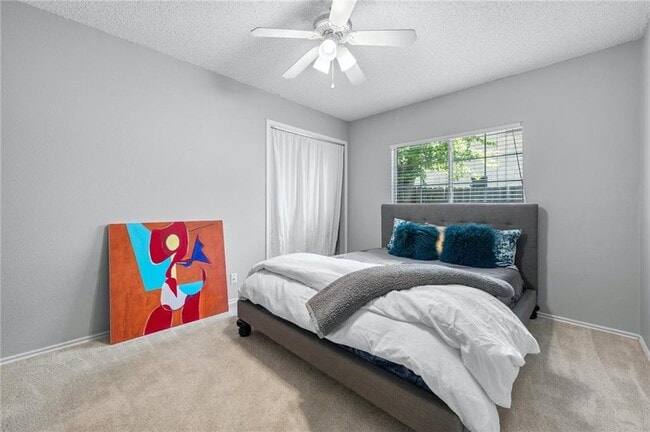 Building Photo - 7419 Pusch Ridge Loop
