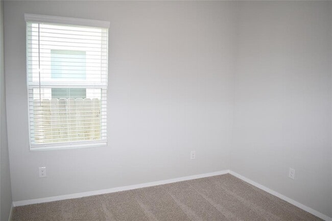 Building Photo - 11705 Murano Dr