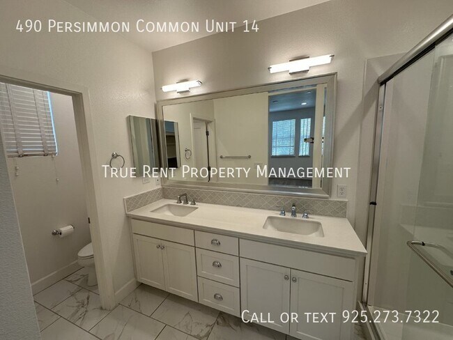 Building Photo - Gorgeous 3 Bed, 2.5 Bath Home in Desirable...
