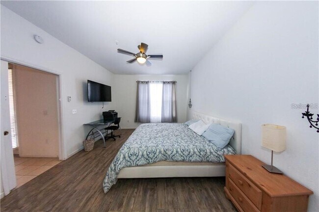 Building Photo - 3301 Whitestone Cir