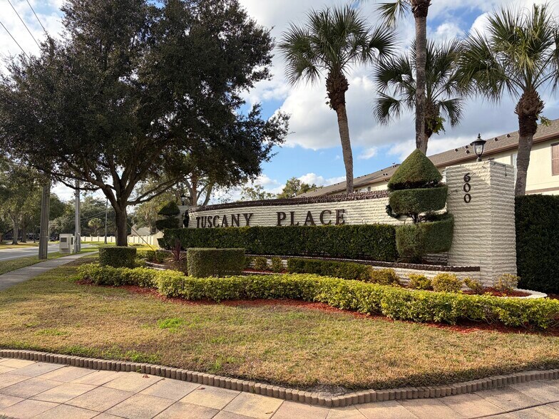 Building Photo - 600 Northern Way