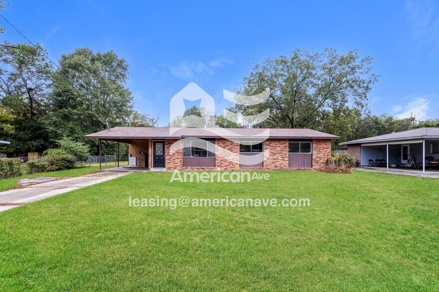 Primary Photo - 1033 Quincy Dr