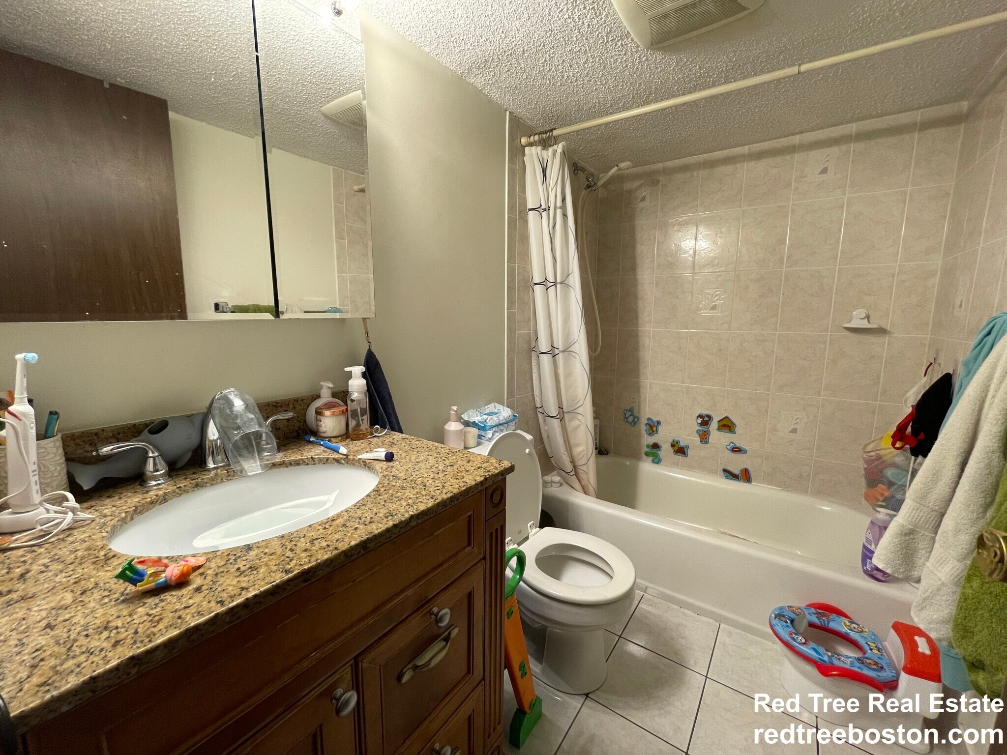 Building Photo - 125 Pleasant St