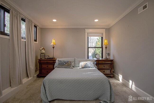 Building Photo - 9 Academy St