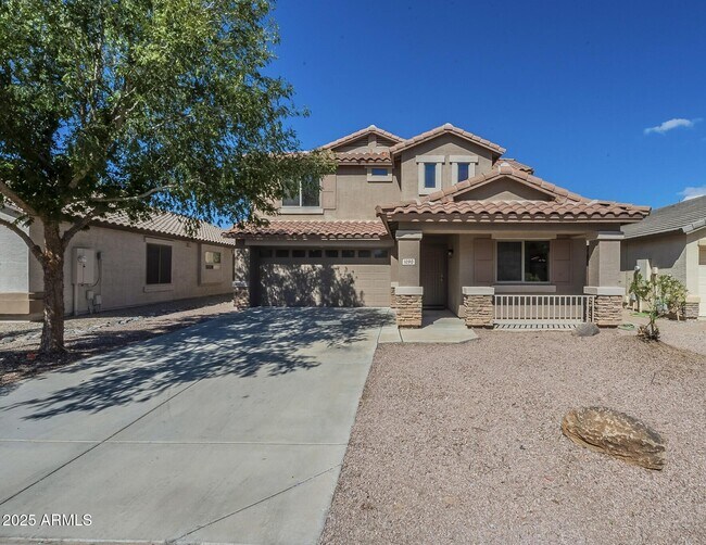 Primary Photo - 1090 E Taylor Trail