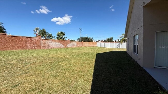 Building Photo - 7965 Golden Pond Ct